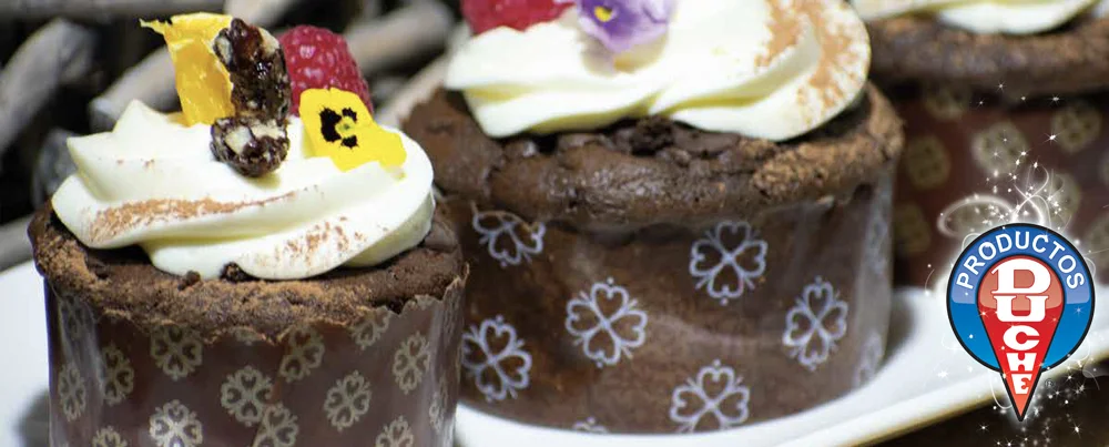 Cupcakes de chocolate con Crema de maracuyá