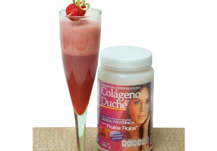 Jugo de granada y frutos rojos